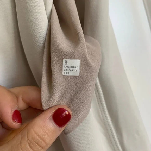 Lululemon Softstreme High-Rise Pant Regular in Bone - Picture 6 of 6